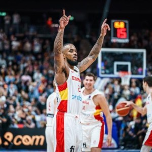 开云体育官方网-归化后卫布朗打服质疑者！西班牙夺金他功不可没