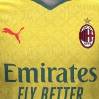 AC米兰下赛季第三球衣谍照：黄色为主色调，饰以精致的几何图案