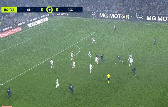 1663537934693007670.gif par-5.gif